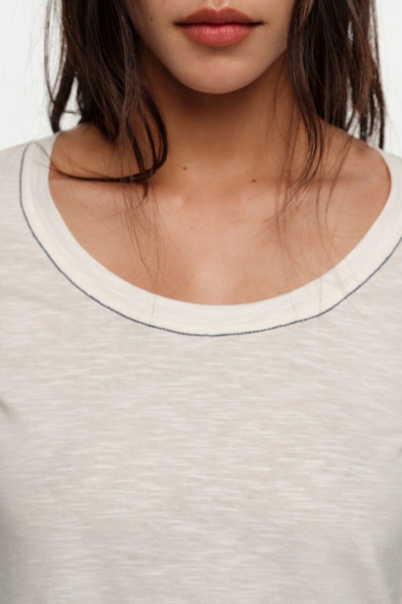 CAMISETA Marfil