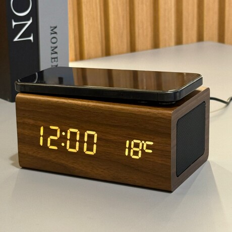 Reloj Despertador Multifuncional con Carga Inalámbrica y Bluetooth Reloj Despertador Multifuncional con Carga Inalámbrica y Bluetooth