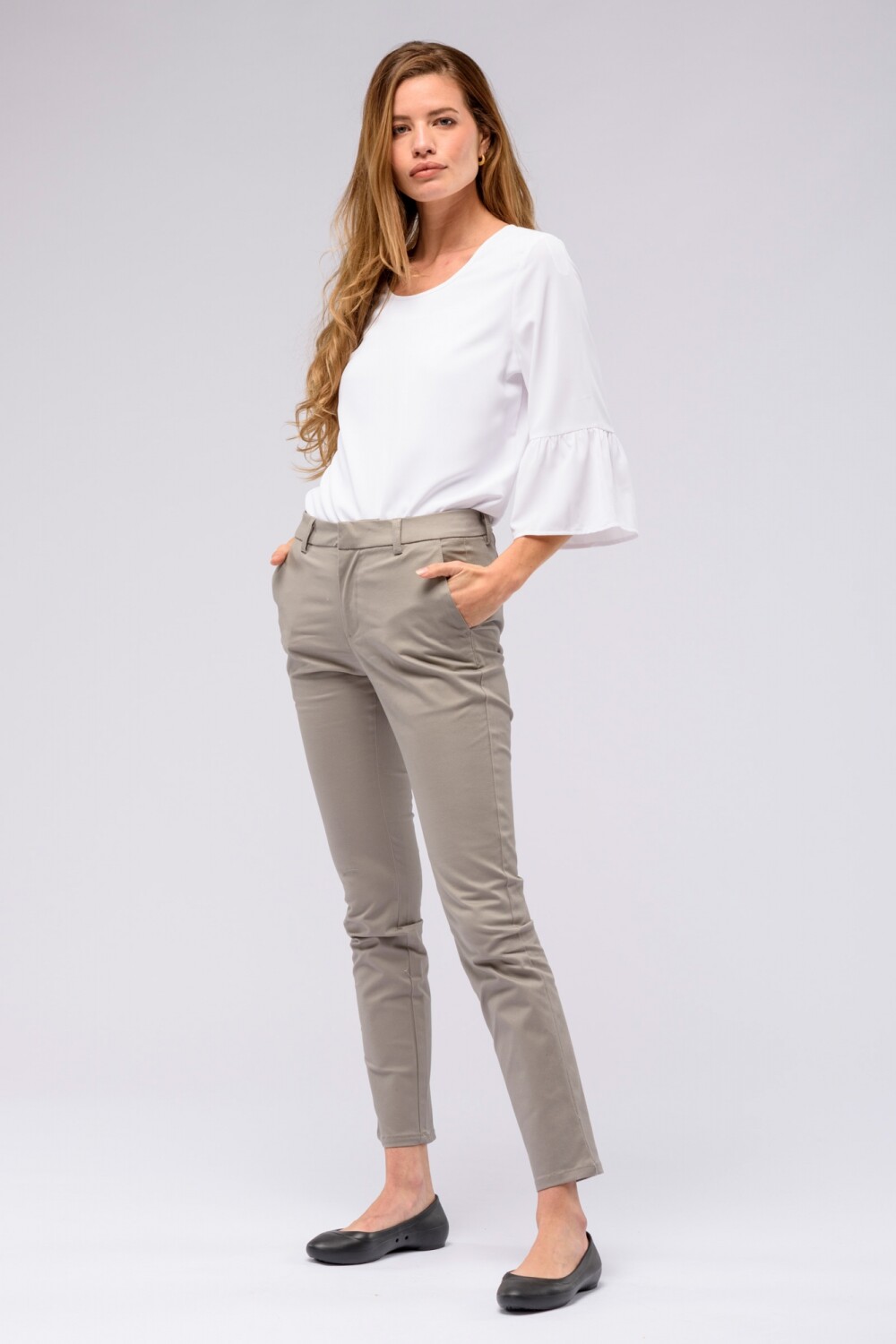 PANTALÓN DE GABARDINA CLÁSICO Khaki