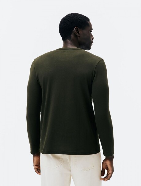 CAMISETA MASCULINA MANGA LARGA CON ESTAMPA VERDE