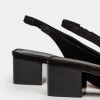 Stiletto Marga en cuero nobuk Negro