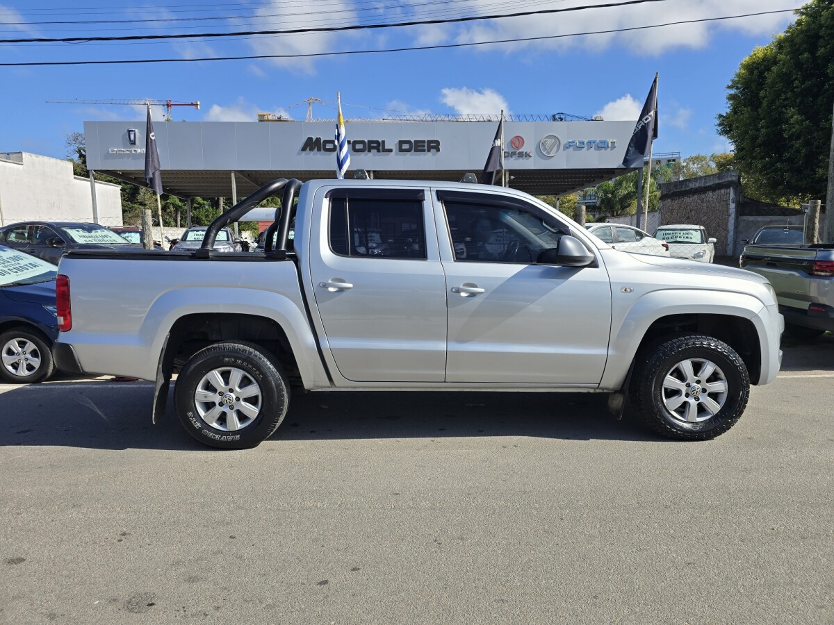 Volkswagen Amarok 2.0 EXCELENTE ESTADO! | Permuta / Financia Volkswagen Amarok 2.0 EXCELENTE ESTADO! | Permuta / Financia