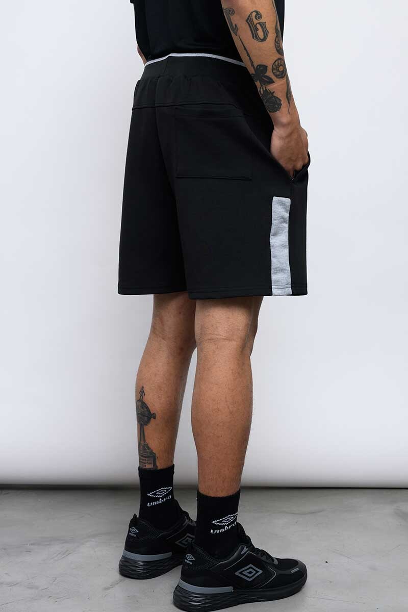 BERMUDA UMBRO CUTS Negro