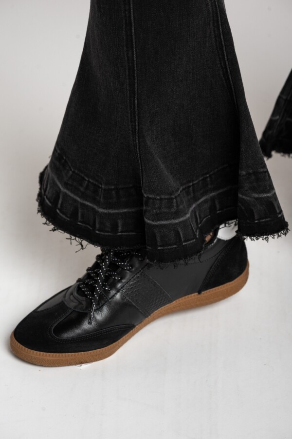 Jean Flare Negro
