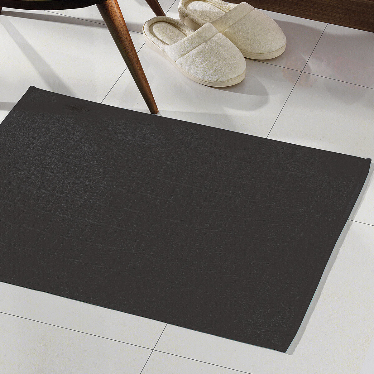 Toalla Piso Royal Dohler 100% Algodón 50 x 70 cm - NEGRO 