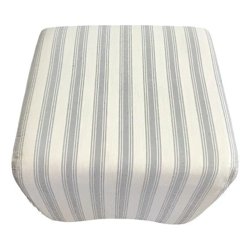 Puff con ruedas tela a rayas crudo y gris claro - PRODUCTO CON DETALLES Puff con ruedas tela a rayas crudo y gris claro - PRODUCTO CON DETALLES