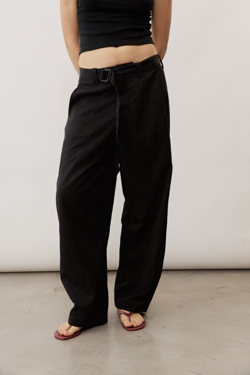 Pantalon Brot NEGRO
