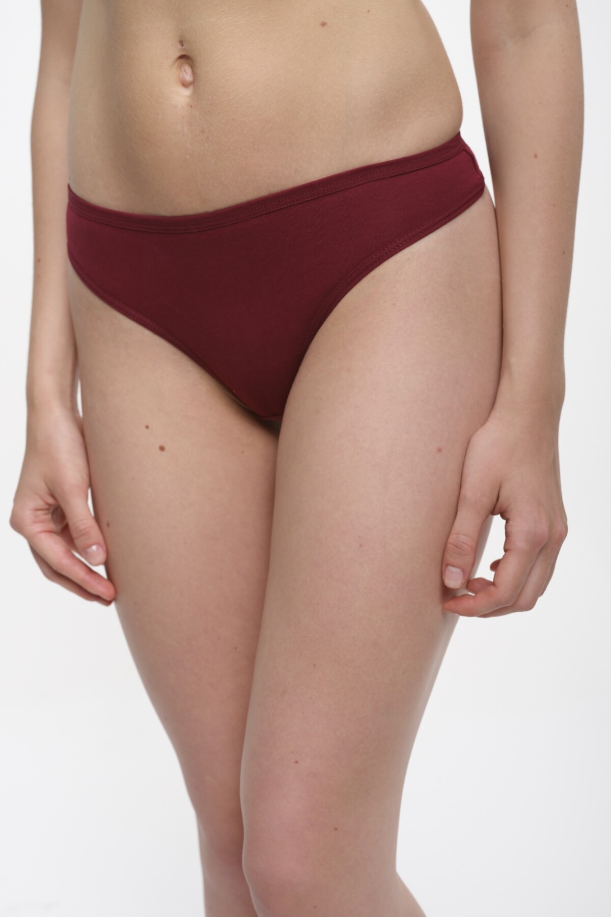 Colaless Priscila Bordo