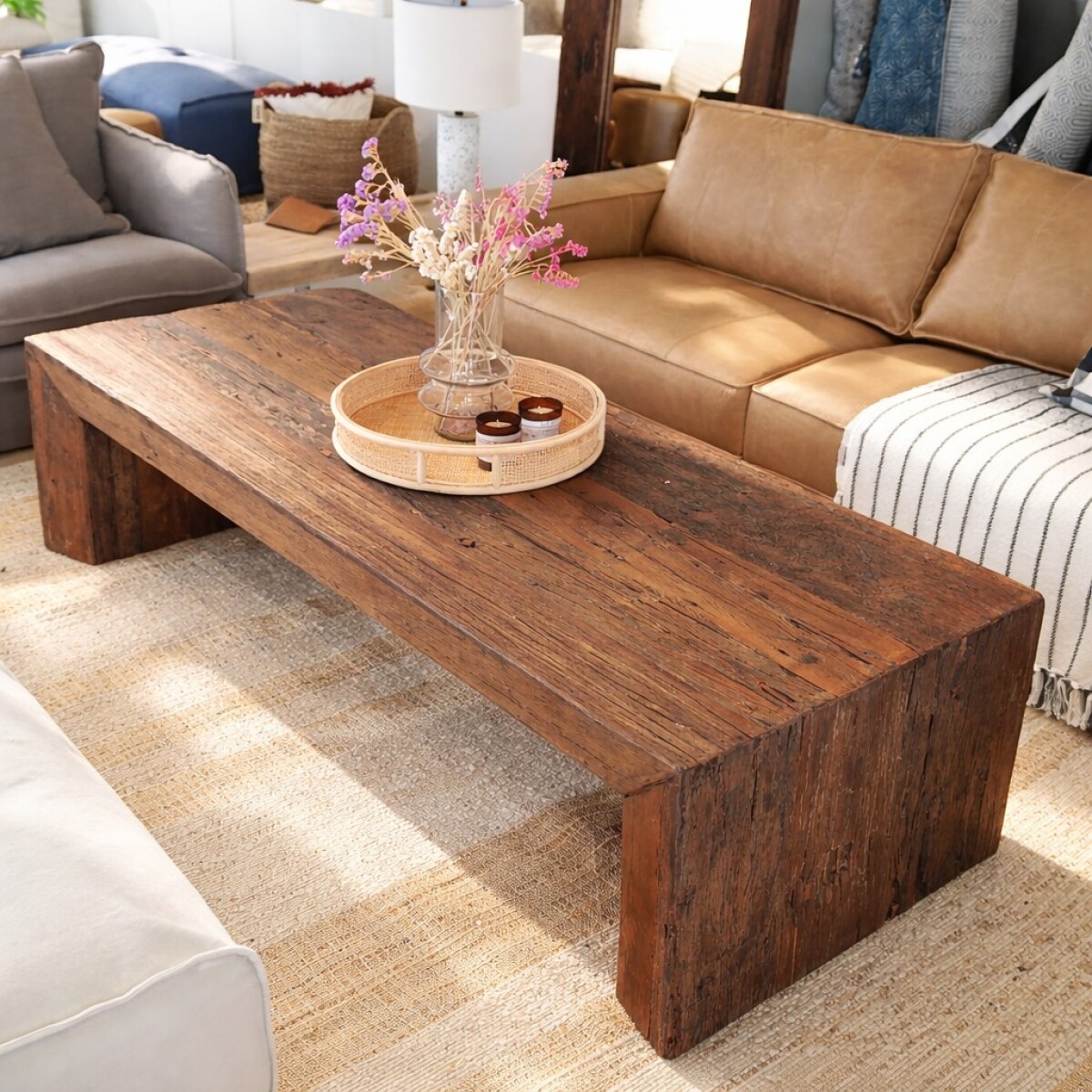 Mesa central, Flores 