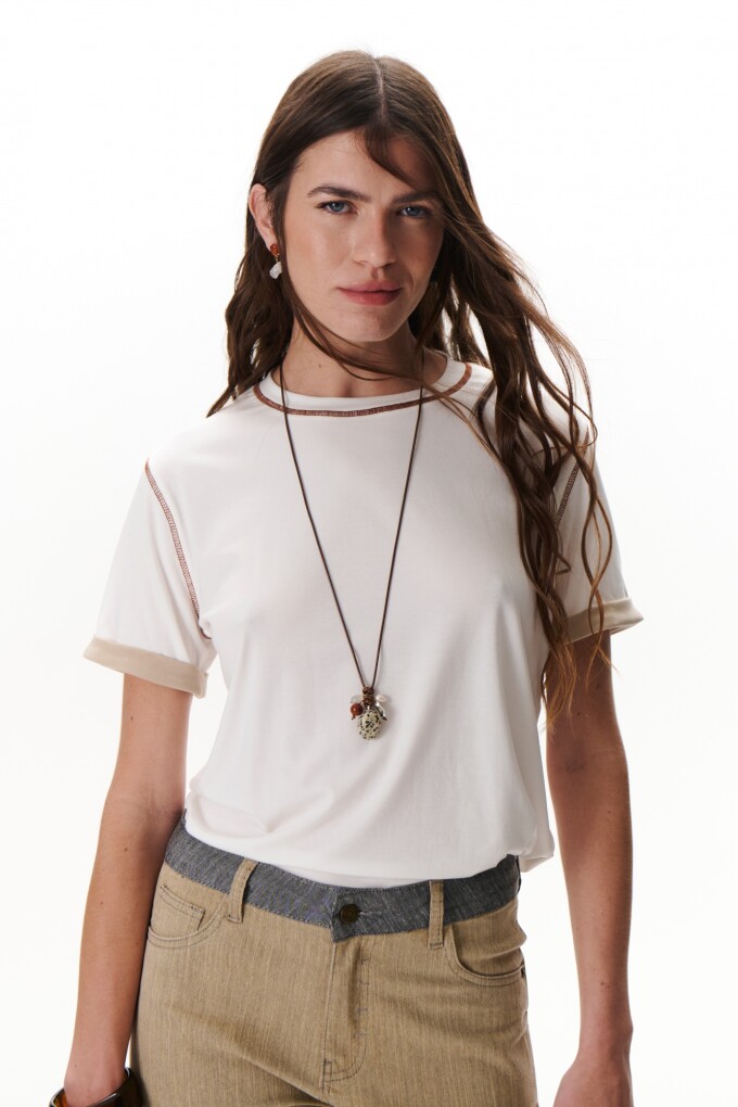 REMERA MAGELA BLANCO