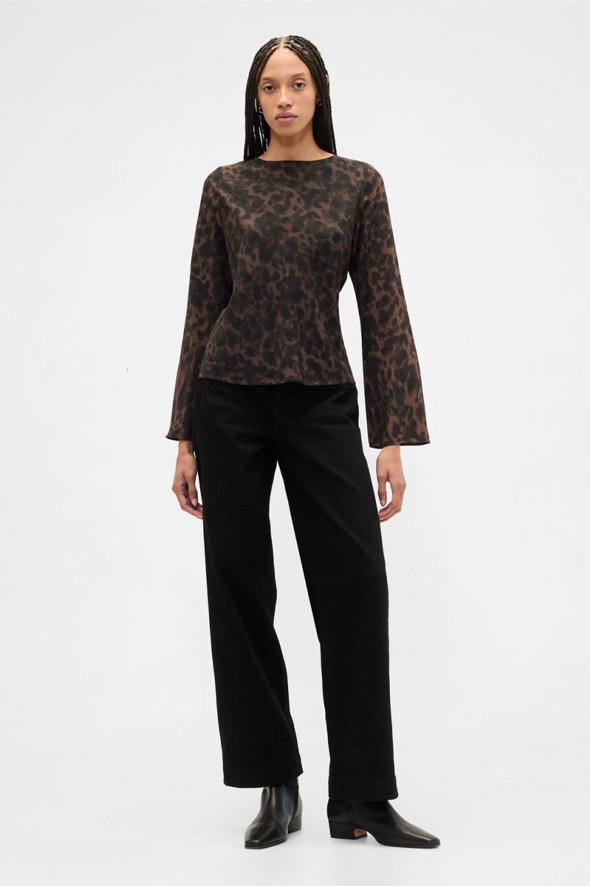 Remera Cuello Bote Mujer Brown Leopard