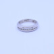 Anillo oro 18k blanco con brillantes engarce carril. Anillo oro 18k blanco con brillantes engarce carril.