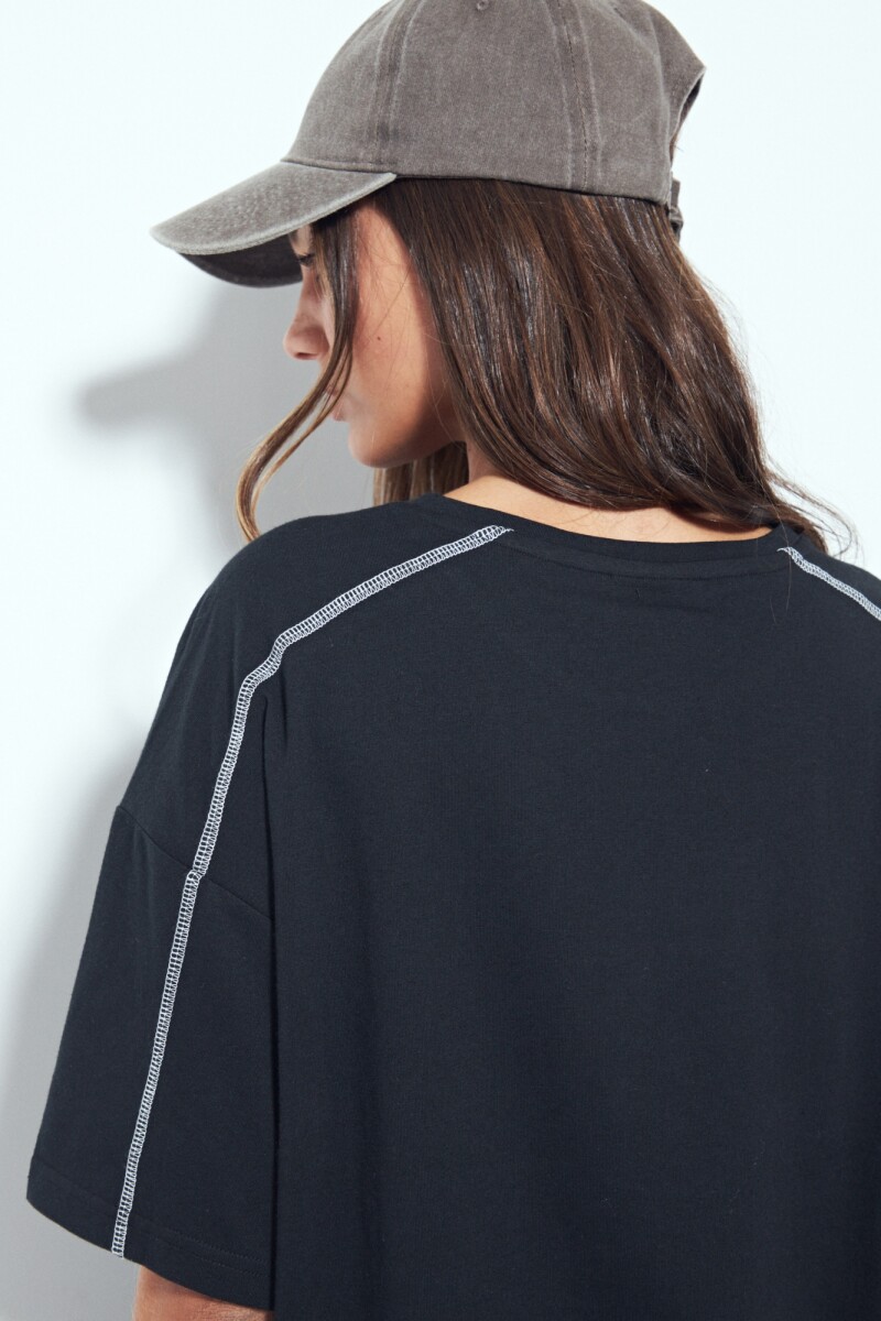 REMERA LIQUIDÁMBAR Negro