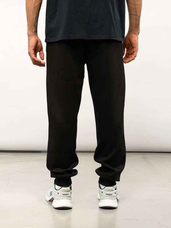 Pantalón Terrain Umbro Hombre 002