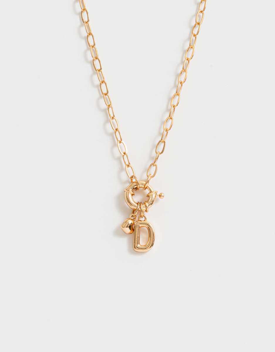 Collar Corto De Inicial "d" 