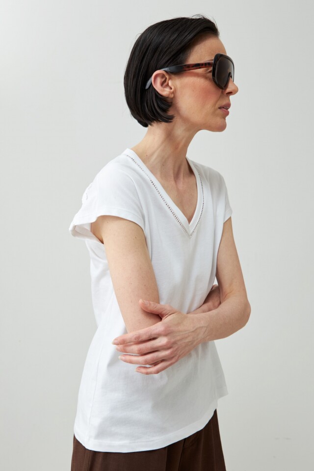 Remera con detalle trenza blanco