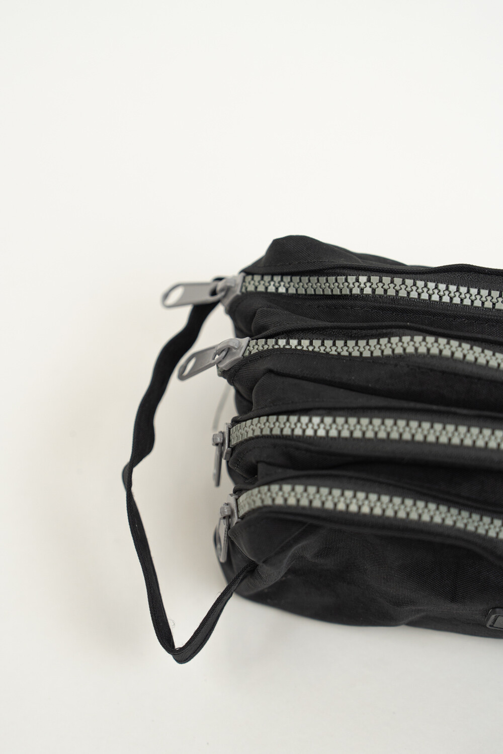 Cartuchera Veronica Negro