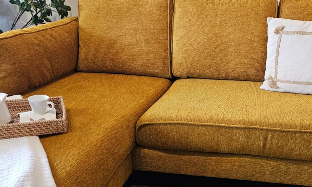 Sofa con Chaise Longue BANAK Mostaza