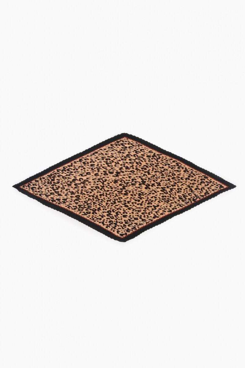 Pañuelo plisado animal print beige