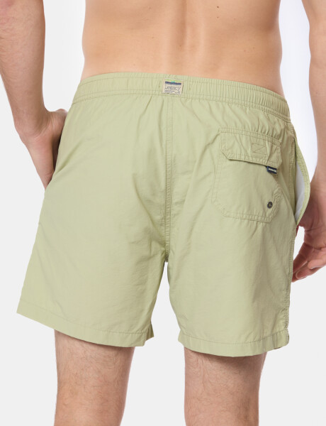 SHORT DE BAÑO LISO Verde