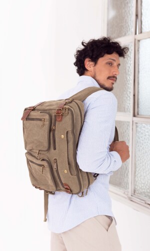 PORTA NOTEBOOK MOCHILA WORLD VERDE