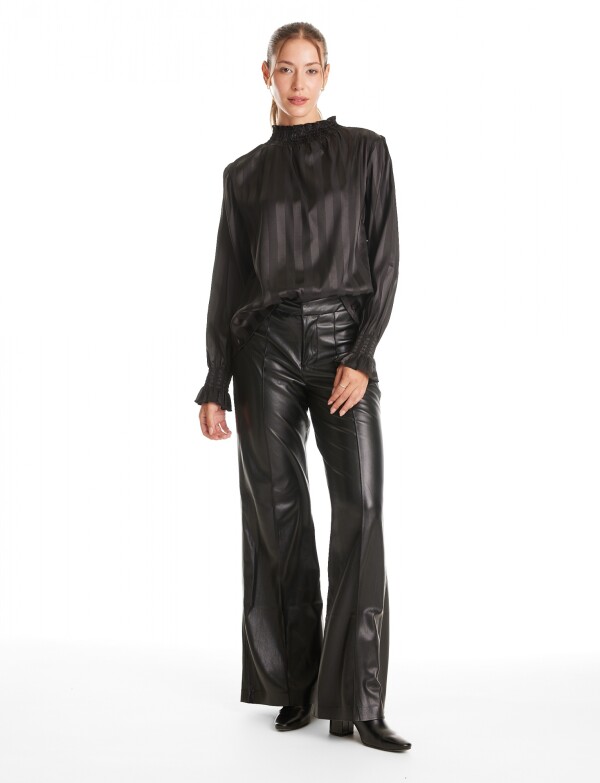 Blusa Satén Laminada NEGRO
