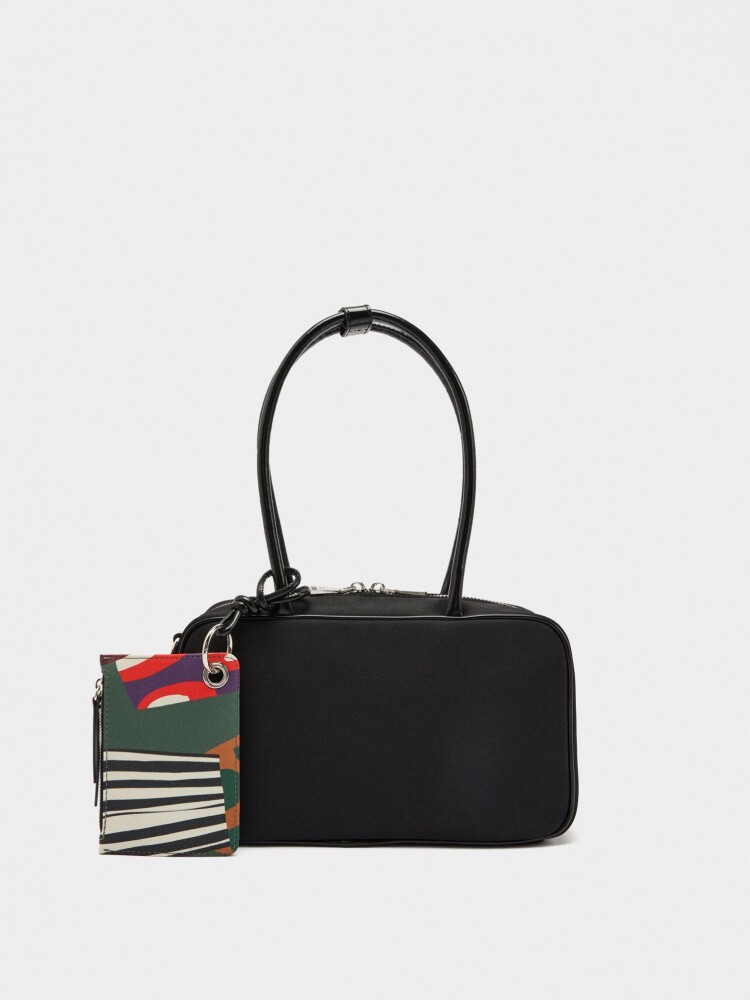 Bolso Bowling De Nylon Con Colgante negro