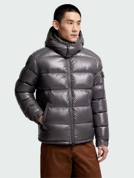 MONCLER - Campera Corta de Plumas Maya Alta Automática