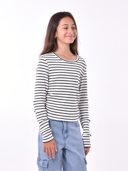 REMERA PIERINA VARIANTE 1