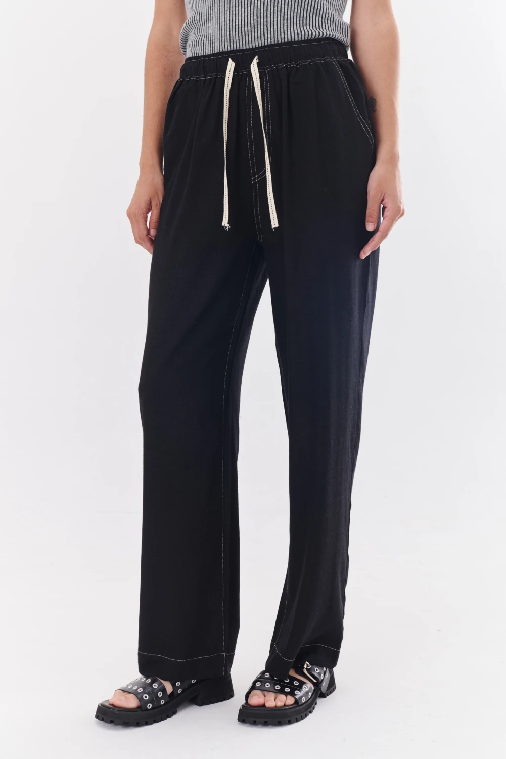 PANTALON LINO EVA negro 2