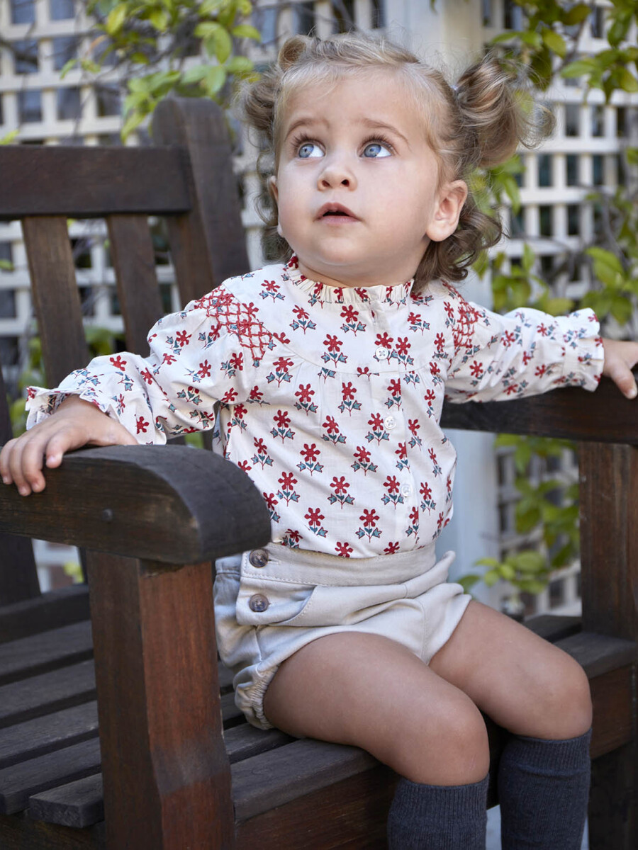 Camisa Estampada Con Bordado En Hombro Blanco Roto