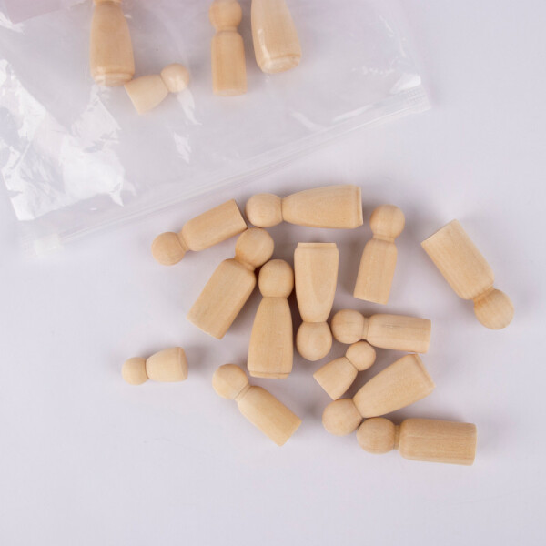 Madera en formas de muñeco Única