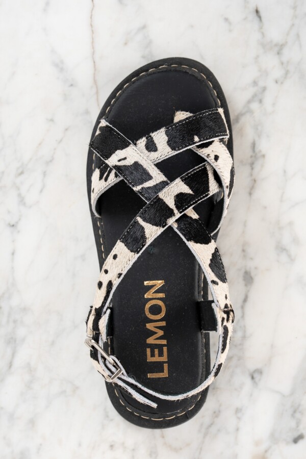 Sandalia Animal Print Cuero Vaca Negro