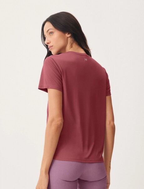 CAMISETA DEPORTIVA CON PROTECCIÓN UV ROSADO