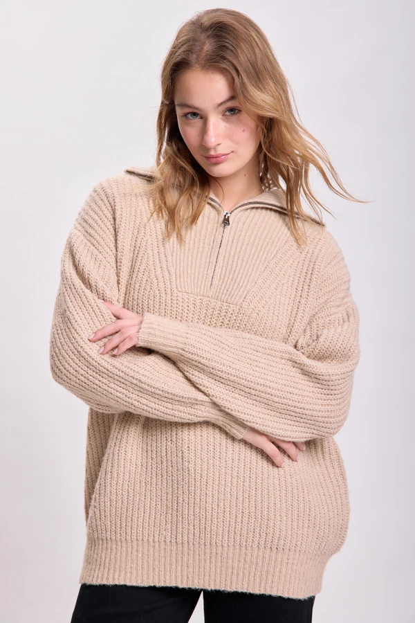 Buzo punto medio cierre Beige
