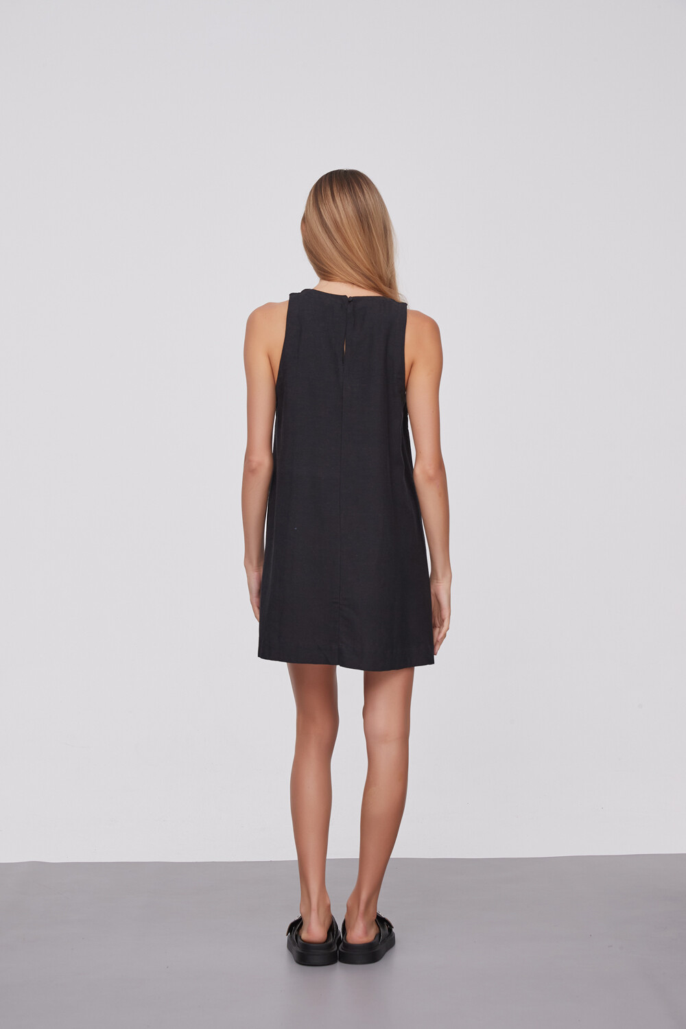 Vestido Pygmy Negro