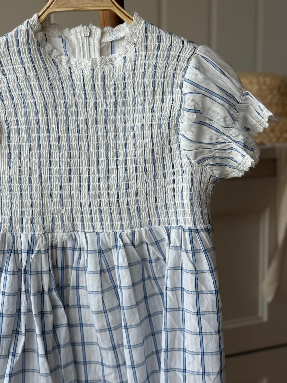 Vestido celeste pastel Vestido celeste pastel