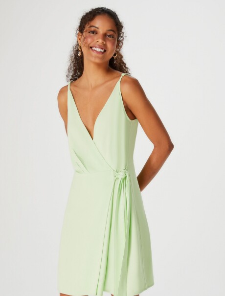 VESTIDO CORTO SIN MANGAS VESTIDO CORTO FEM