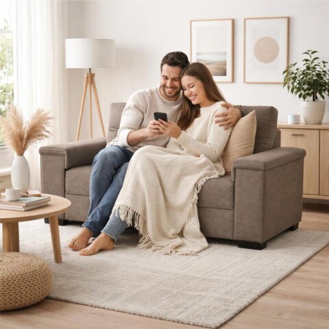 Sillón Sofá de 2 Cuerpos Amsterdam en Lino– Estructura de Madera Maciza y Confort Soft Color Marrón Sillón Sofá de 2 Cuerpos Amsterdam en Lino– Estructura de Madera Maciza y Confort Soft Color Marrón