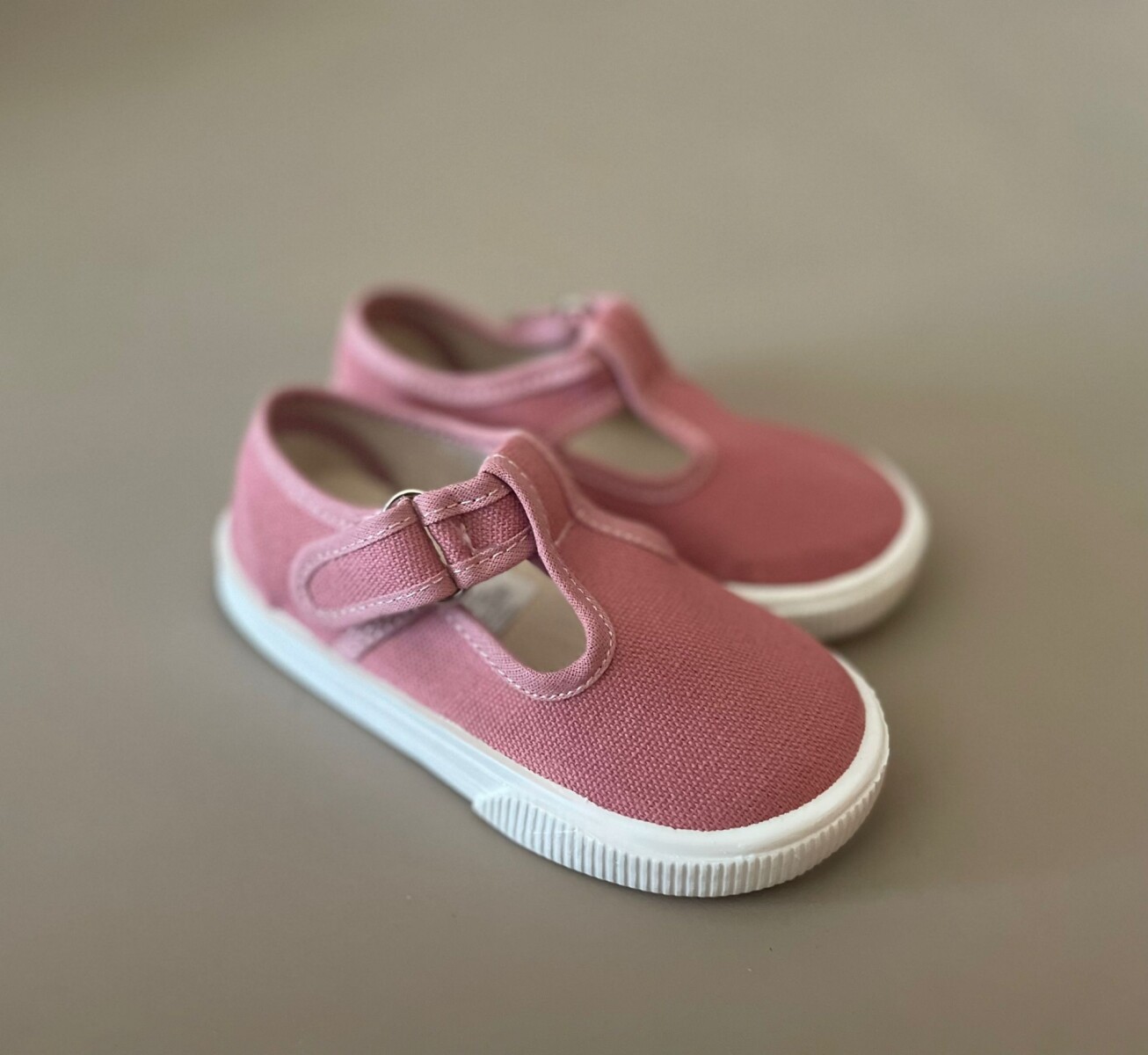 Guillermina De Lona Canvas Toddler Lisas Del 22 Al 26 - Malva 