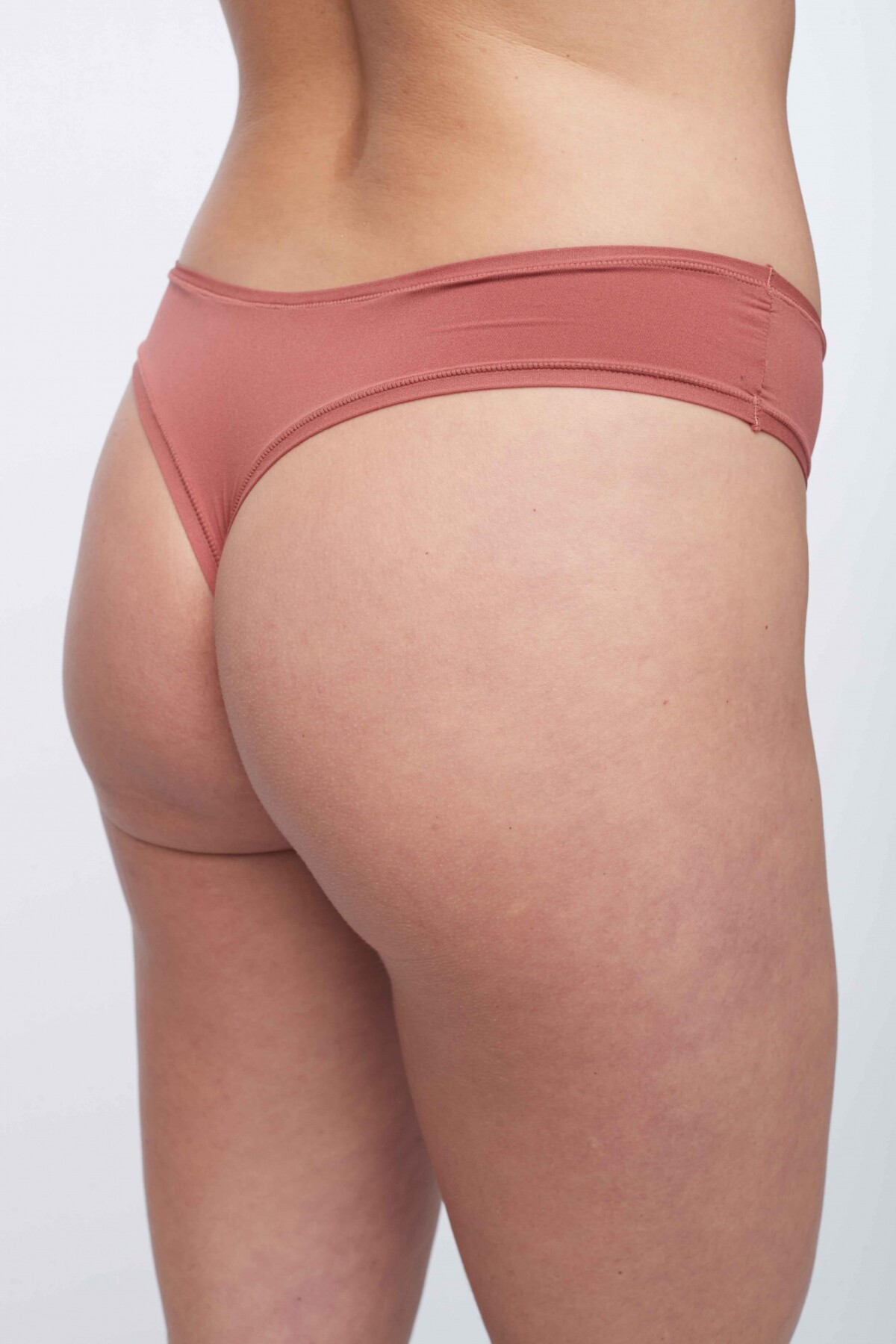 Colaless Isabel Caoba