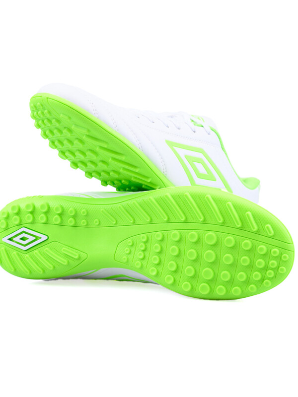 Calzado Classico III TF Umbro Hombre 09v