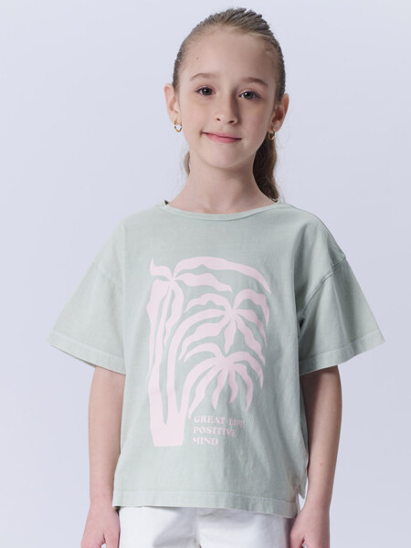 Remera nice Palmera Verde