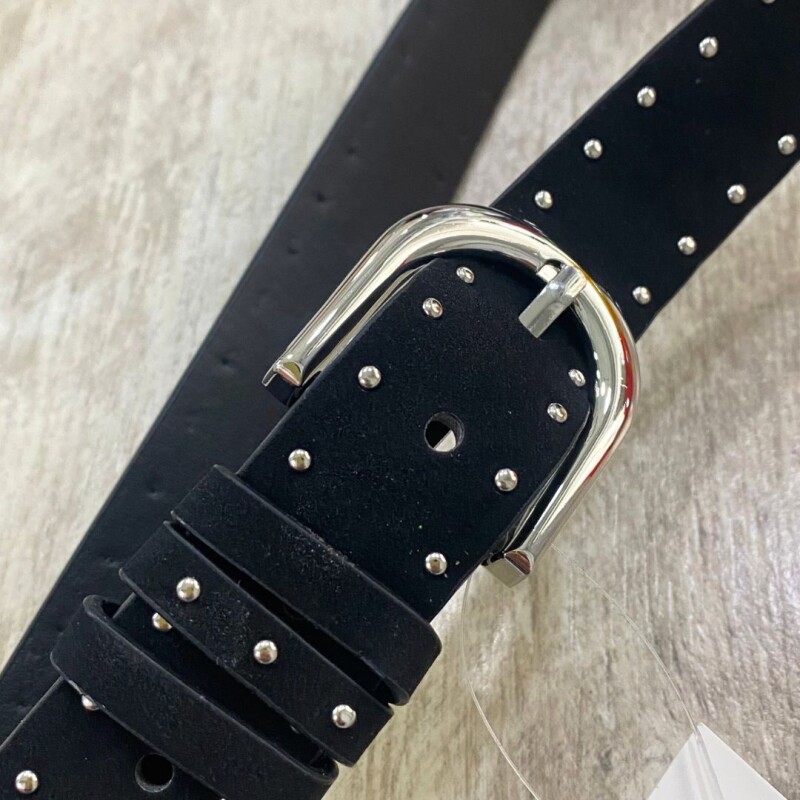 Cinto cuerina con tachas Black