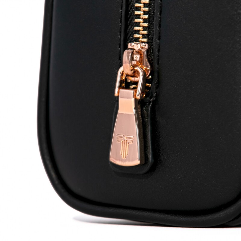 NECESER GOLD Negro