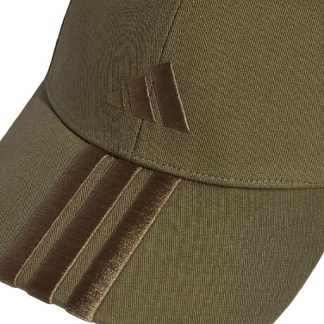 GORRA adidas NEW LOGO BROWN