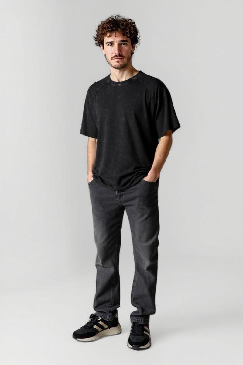 Remera Santi - Negro 