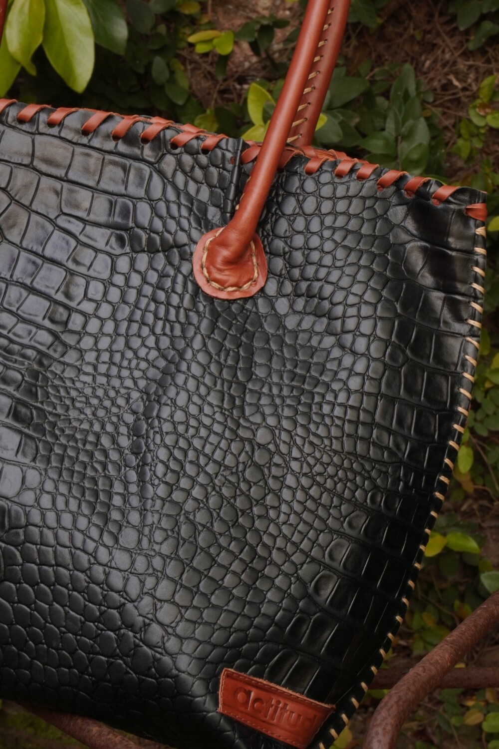 All Season Bag Dark Blue / Camel