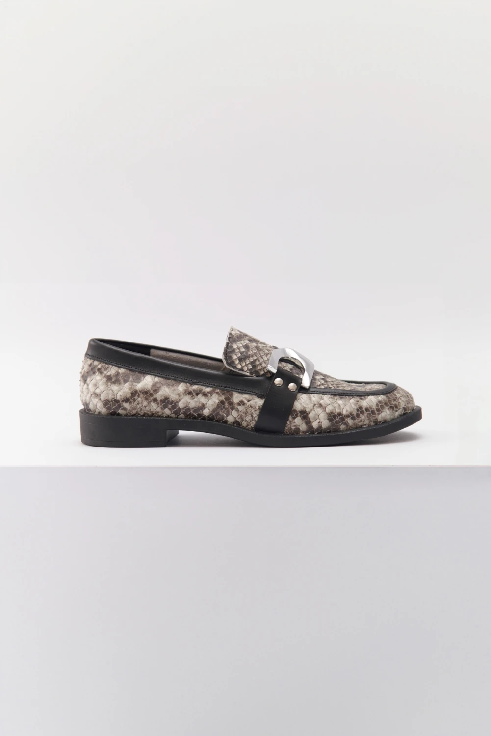 MOCASIN ANIMAL