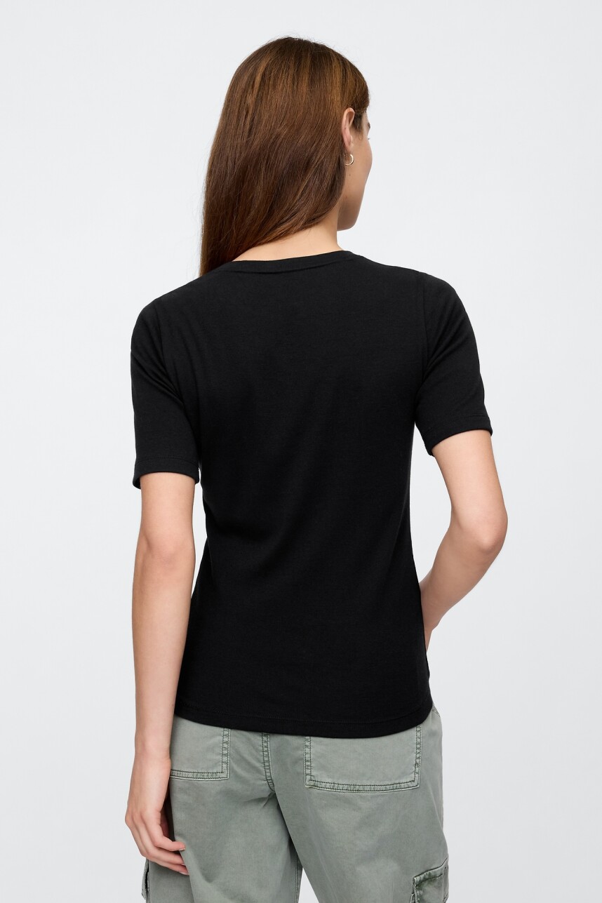 Remera Rib Cuello Redondo Mujer True Black